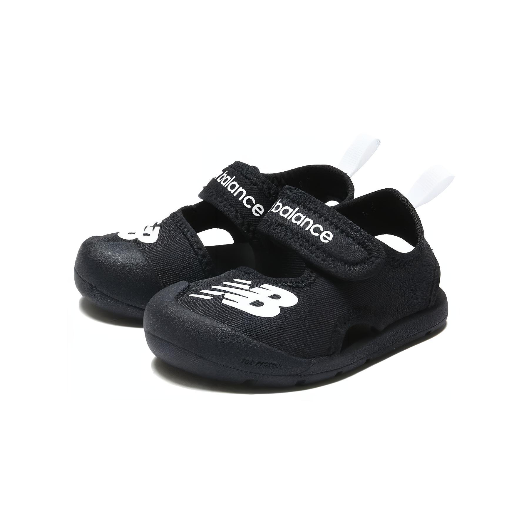 Lookbook (PS) New Balance CRSR Sandalen ''Schwarz Weiß'' SIFCRSA1