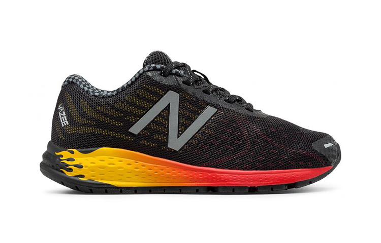 Order (PS) (幼児用) ニューバランス ディズニー x Vazee Rush v2 'ブラック レッド' KJRUSL1P KJRUSL1P