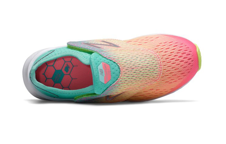 Lookbook 中童 New Balance Fresh Foam Fast 透氣減震防滑 低幫跑步鞋 橙綠漸變