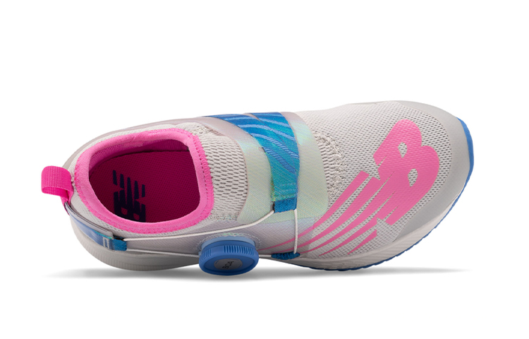 Lookbook 中童 New Balance FuelCore Reveal 白粉色