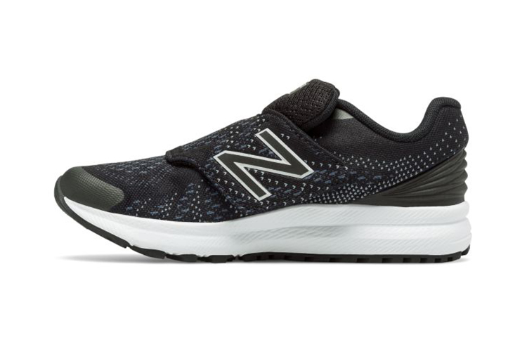 Buy 中童 New Balance FuelCore Rush V3 黑白色