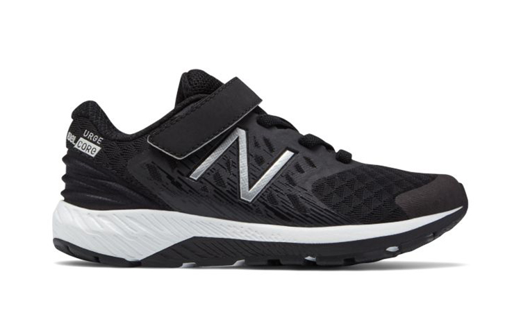 Order 中童 New Balance 燃油核心热切 黑色
(Traditional Chinese: 中童 New Balance 燃油核心熱切 黑色)