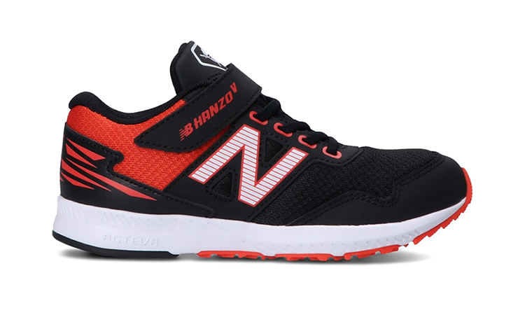 Order 中童 New Balance Hanzo 輕便透氣休閒跑步鞋 黑色