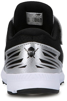 中童 New Balance Hanzo 魔術貼運動跑步鞋 銀灰 Lookbook 中童 New Balance Hanzo 魔術貼運動跑步鞋 銀灰