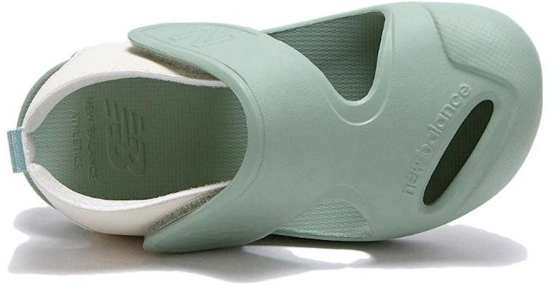 (PS) New Balance Sandal Korea 'Keselesaan Hijau' NKPMDF710H Lookbook (PS) New Balance Sandal Korea 'Keselesaan Hijau' NKPMDF710H
