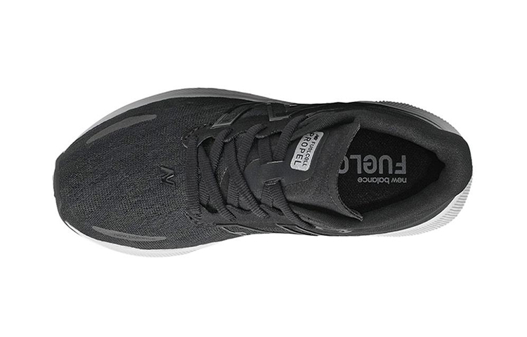 Lookbook 中童 New Balance FuelCell Propel v3 減震防滑耐磨 低幫運動跑步鞋 黑色