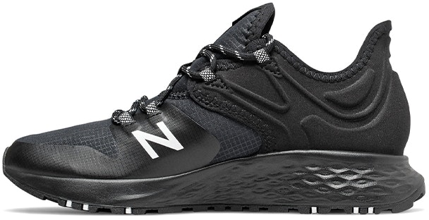 youth-new-balance-roav-trail-black-white-getrolk