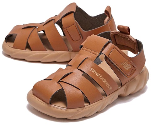 (PS) New Balance Sandal 'Coklat Selesa dan Serbaguna' NKPMCS209R Lookbook (PS) New Balance Sandal 'Coklat Selesa dan Serbaguna' NKPMCS209R