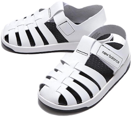 (PS) Sandal New Balance 'Putih Kanak-kanak' NKPMDS233W Lookbook (PS) Sandal New Balance 'Putih Kanak-kanak' NKPMDS233W