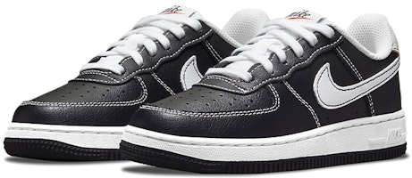 (PS) 耐克空军一号S50白色/黑色运动鞋 DB1754-001 Lookbook (PS) 耐克空军一号S50白色/黑色运动鞋 DB1754-001