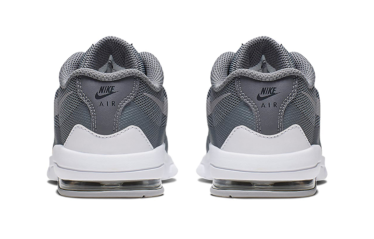 Shop (PS) Nike Air Max Invigor ''Grau Weiß'' 749573-005