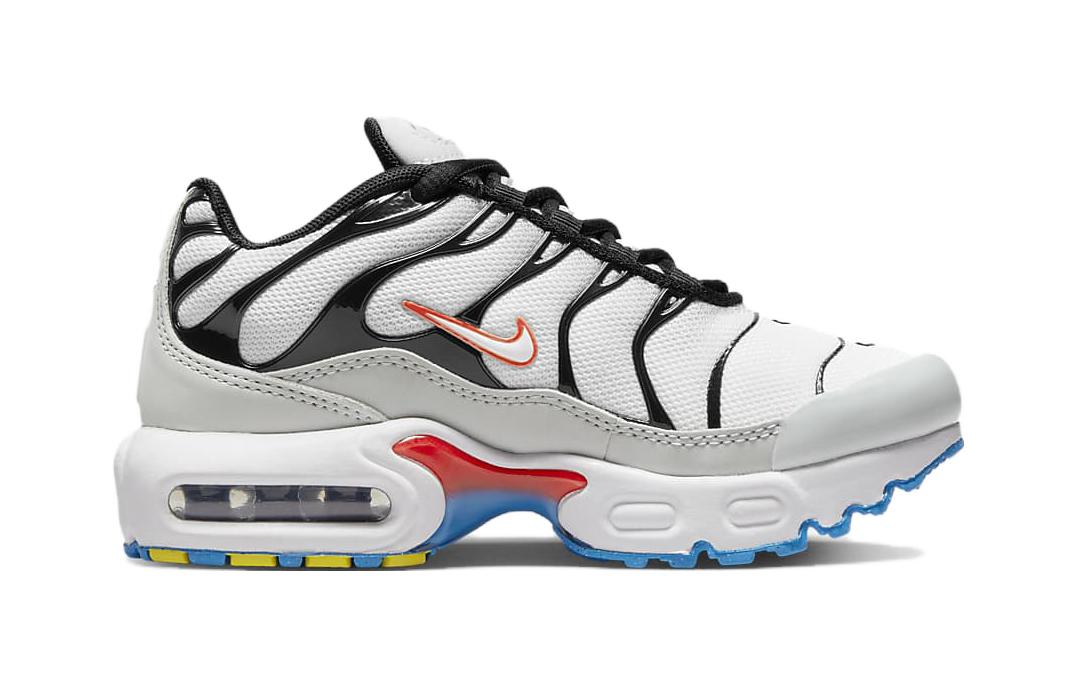 Order (PS) ナイキ エア マックス プラス "プラチナ黒赤" CD0610-109