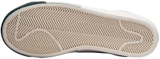 (TD) Nike Blazer Mid '77 SE 'Putih Hitam Hijau' FN6939-101 Details for (TD) Nike Blazer Mid '77 SE 'Putih Hitam Hijau' FN6939-101