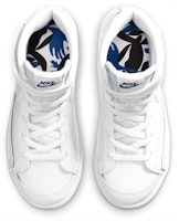 (PS) Nike Blazer Mid '77 SE 'Sisterhood - Putih Perak Metalik' DC0465-100 Shop (PS) Nike Blazer Mid '77 SE 'Sisterhood - Putih Perak Metalik' DC0465-100