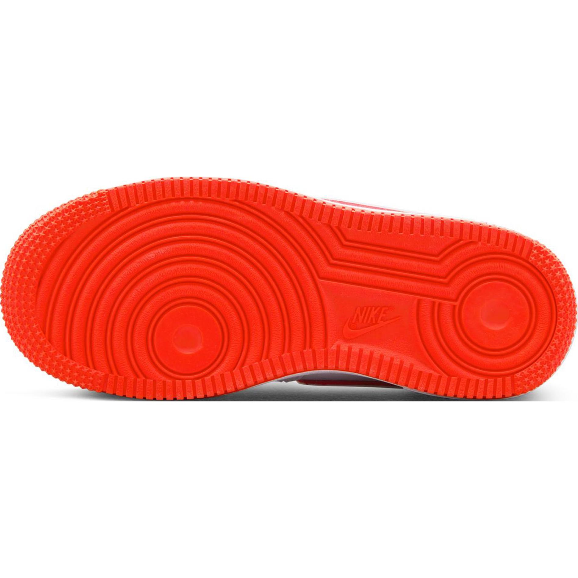 Shop (PS) ナイキ フォース 1 '07 白/ピカンチレッド FJ3484-101