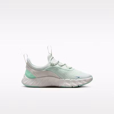 (Preschool) Nike Free Ride Barely Green/Arctic Green/Phantom/Bright Spruce IQ5811-300 Lookbook (Preschool) Nike Free Ride Barely Green/Arctic Green/Phantom/Bright Spruce IQ5811-300