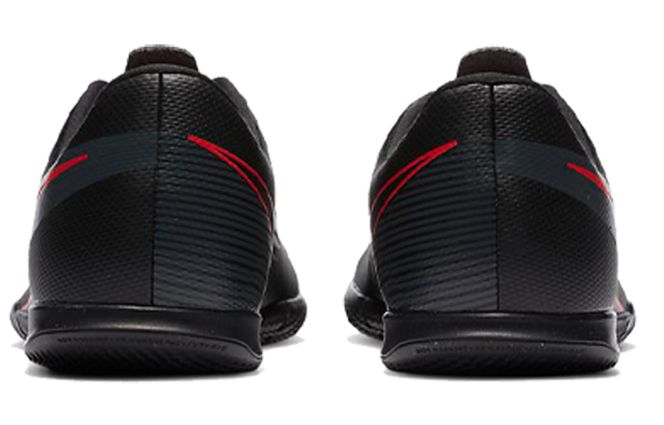 Purchase (PS) 나이키 주니어 머큐리얼 베이퍼 13 클럽 IC (블랙/레드) AT8169-060