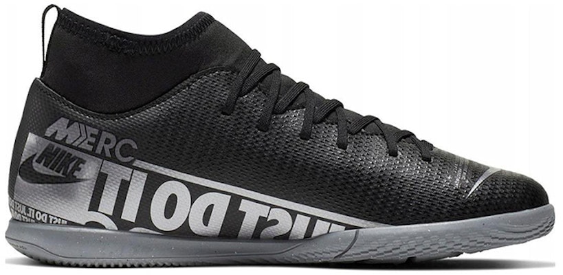 (PS) ナイキ ジュニア マーキュリアル スーパーフライ 7 クラブ IC 黒/銀 AT8153-001 Order (PS) ナイキ ジュニア マーキュリアル スーパーフライ 7 クラブ IC 黒/銀 AT8153-001