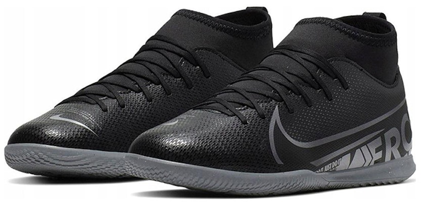 (PS) ナイキ ジュニア マーキュリアル スーパーフライ 7 クラブ IC 黒/銀 AT8153-001 Lookbook (PS) ナイキ ジュニア マーキュリアル スーパーフライ 7 クラブ IC 黒/銀 AT8153-001