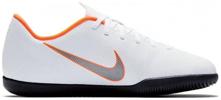 (PS) Nike JR Mercurial Vapor 12 Club IC 'Putih Hitam' AH7354-107 Order (PS) Nike JR Mercurial Vapor 12 Club IC 'Putih Hitam' AH7354-107