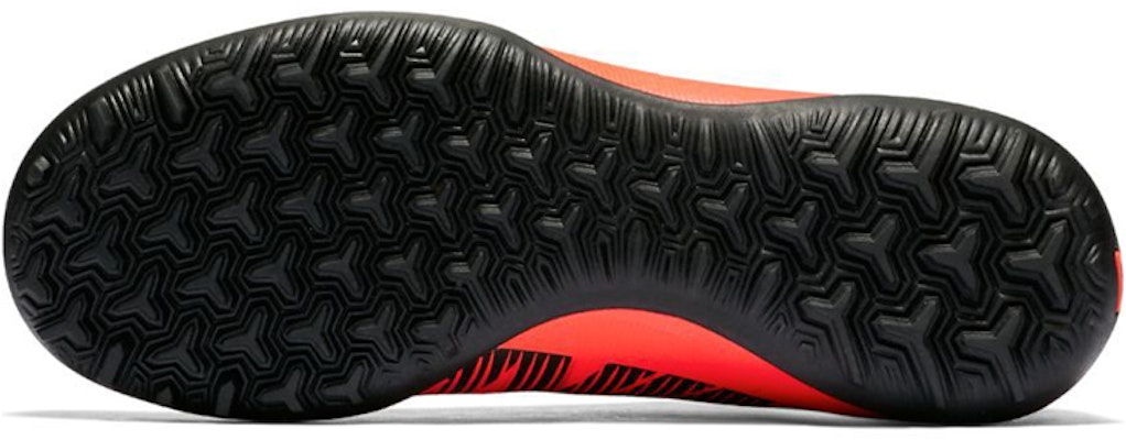 (PS) Nike Jr MercurialX Victory VI TF 'Merah Hitam' 831949-616 Details for (PS) Nike Jr MercurialX Victory VI TF 'Merah Hitam' 831949-616
