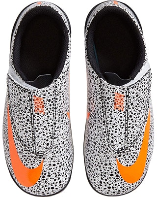 (Youth) Nike JR Vapor 13 Club CR7 MG 'Black White Yellow' CV3317-180 Lookbook (Youth) Nike JR Vapor 13 Club CR7 MG 'Black White Yellow' CV3317-180