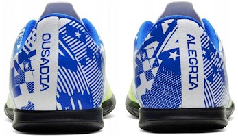 (PS) 나이키 주니어 베이퍼 13 클럽 NJR IC 실내 "화이트 블루 볼트" CV9352-104 Purchase (PS) 나이키 주니어 베이퍼 13 클럽 NJR IC 실내 "화이트 블루 볼트" CV9352-104