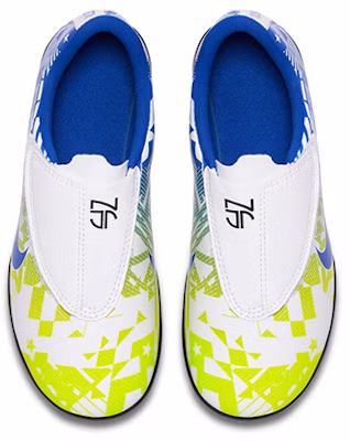 (PS) Nike JR Vapor 13 Club NJR TF Turf 'Hijau Biru Putih' AT8176-104 Lookbook (PS) Nike JR Vapor 13 Club NJR TF Turf 'Hijau Biru Putih' AT8176-104
