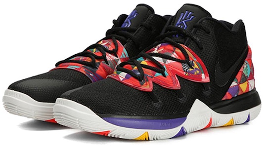 (PS) Nike Kyrie 5 'Tahun Baru Cina' AQ2458-010 Lookbook (PS) Nike Kyrie 5 'Tahun Baru Cina' AQ2458-010