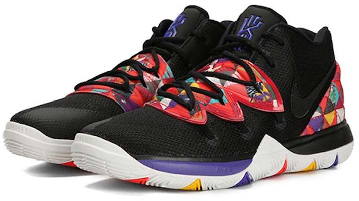 (PS) 나이키 카이리 5 '설날' (Nike Kyrie 5 'Seollal') AQ2458-010 Lookbook (PS) 나이키 카이리 5 '설날' (Nike Kyrie 5 'Seollal') AQ2458-010