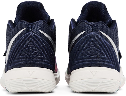 (PS) 나이키 카이리 5 '갤럭시' (Nike Kyrie 5 'Galaxy') AQ2458-900 Details for (PS) 나이키 카이리 5 '갤럭시' (Nike Kyrie 5 'Galaxy') AQ2458-900