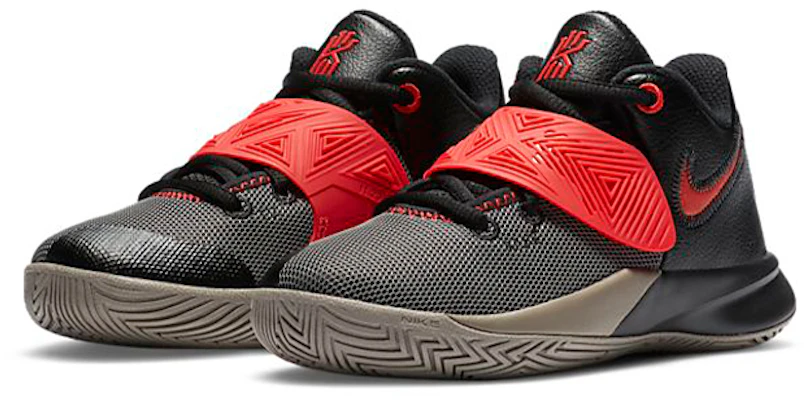 (PS) 耐克 Kyrie Flytrap 3 ‘黑色茶花智利红’ BQ5621-011 Lookbook (PS) 耐克 Kyrie Flytrap 3 ‘黑色茶花智利红’ BQ5621-011