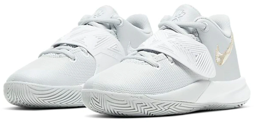 (PS) Nike Kyrie Flytrap 3 'Pure Platinum' Sepatu Basket Silver BQ5621-007 Lookbook (PS) Nike Kyrie Flytrap 3 'Pure Platinum' Sepatu Basket Silver BQ5621-007