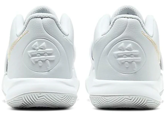 (PS) Nike Kyrie Flytrap 3 'Pure Platinum' Sepatu Basket Silver BQ5621-007 Purchase (PS) Nike Kyrie Flytrap 3 'Pure Platinum' Sepatu Basket Silver BQ5621-007