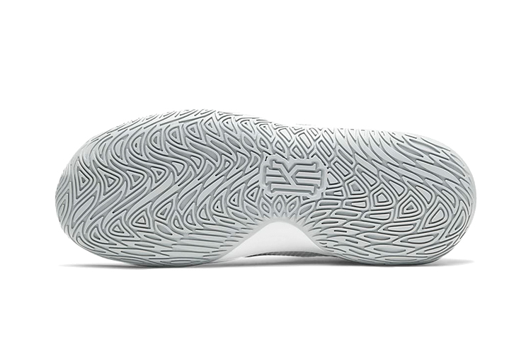 Details for (PS) Nike Kyrie Flytrap 4 ''Wit Zwart'' CT5536-100