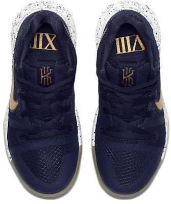 (PS) Nike Kyrie Irving 3 'Obsidian Emas Metalik Putih Summit' 869985-400 Lookbook (PS) Nike Kyrie Irving 3 'Obsidian Emas Metalik Putih Summit' 869985-400