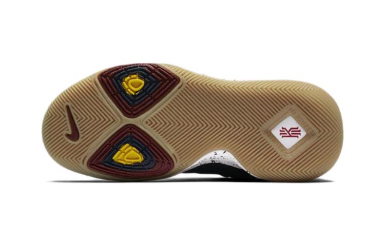 Shop BP幼童 Nike Kyrie 3 “金色典藏” 歐文3 實戰籃球鞋 藍棕白