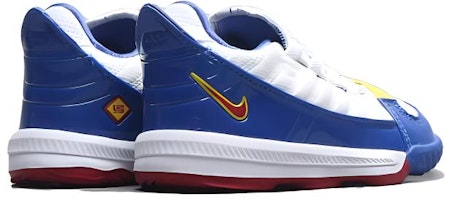 (PS) 耐克 LeBron 16 '超级布朗' CJ4771-100 Lookbook (PS) 耐克 LeBron 16 '超级布朗' CJ4771-100