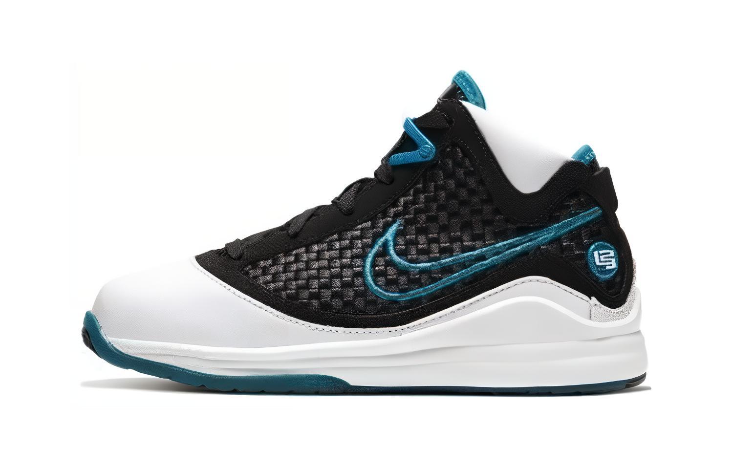 (Preschool) Nike LeBron 7 'Red Carpet' CT3793-100