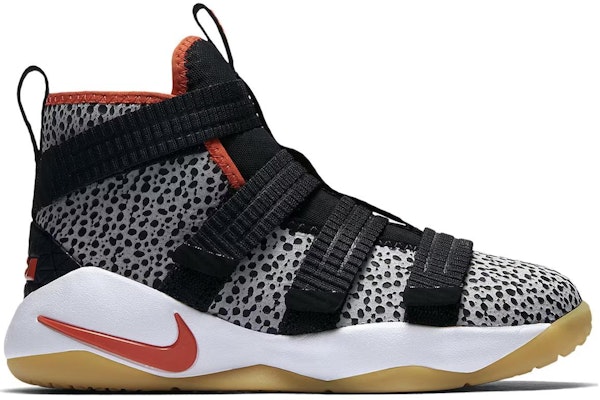 (PS) Nike LeBron Soldier 11 'Safari' Sepatu Basket Pria Terlaris AJ7576-006 Order (PS) Nike LeBron Soldier 11 'Safari' Sepatu Basket Pria Terlaris AJ7576-006