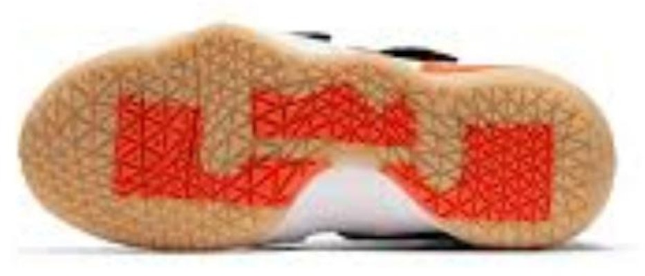 (PS) Nike LeBron Soldier 11 'Safari' Sepatu Basket Pria Terlaris AJ7576-006 Details for (PS) Nike LeBron Soldier 11 'Safari' Sepatu Basket Pria Terlaris AJ7576-006