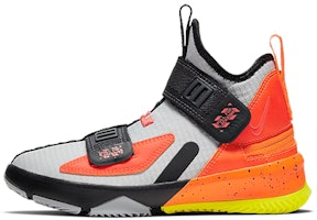 (Preschool) Nike LeBron Soldier 13 FlyEase 13 'Gray Black Orange' CQ4644-066 (Preschool) Nike LeBron Soldier 13 FlyEase 13 'Gray Black Orange' CQ4644-066