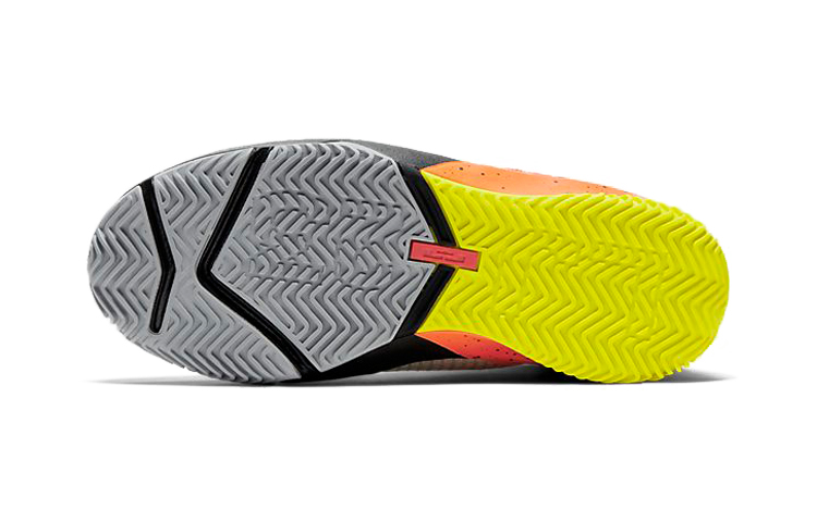 Shop BP幼童 Nike LeBron Soldier 13 FlyEase 詹姆斯 高筒13 灰橙