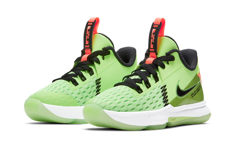 Lookbook (PS) Nike LeBron Witness 5 ''Grinch'' Vert. CT4630-300