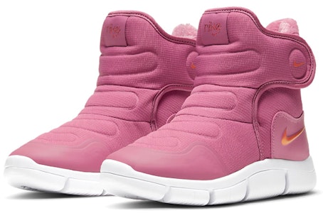 (PS) Sepatu Bot Nike Novice 'Pink' AV8339-600 Lookbook (PS) Sepatu Bot Nike Novice 'Pink' AV8339-600