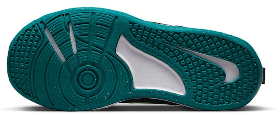 (PS) Nike Omni 多功能场地篮球鞋 '黑色微亮电压' DM9026-003 Shop (PS) Nike Omni 多功能场地篮球鞋 '黑色微亮电压' DM9026-003