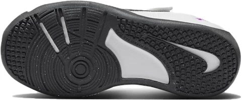 Details for (幼童) Nike Omni 多功能球場『白色暗海軍藍』DM9026-104