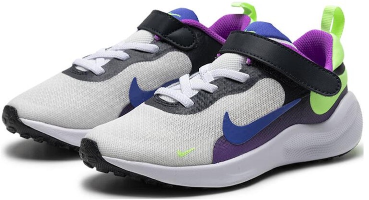 (PS) Nike Revolution 7 'Putih Summit Fuchsia Dream' FB7690-100 Lookbook (PS) Nike Revolution 7 'Putih Summit Fuchsia Dream' FB7690-100