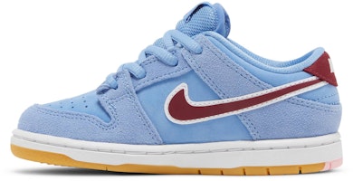 (TD) Nike SB Dunk Low Pro 'Phillies/Valor Blue dan Team Maroon' DN3673-400 Lookbook (TD) Nike SB Dunk Low Pro 'Phillies/Valor Blue dan Team Maroon' DN3673-400