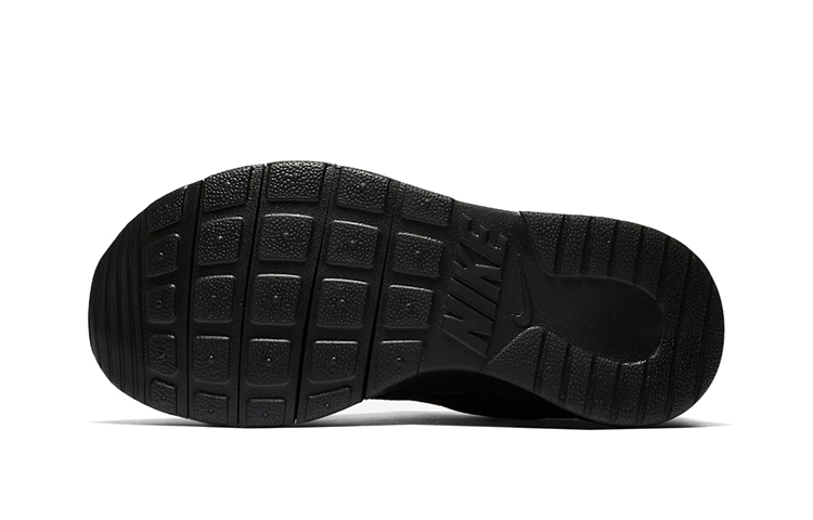 Shop (PS) Nike Tanjun 'Hitam' 844868-001